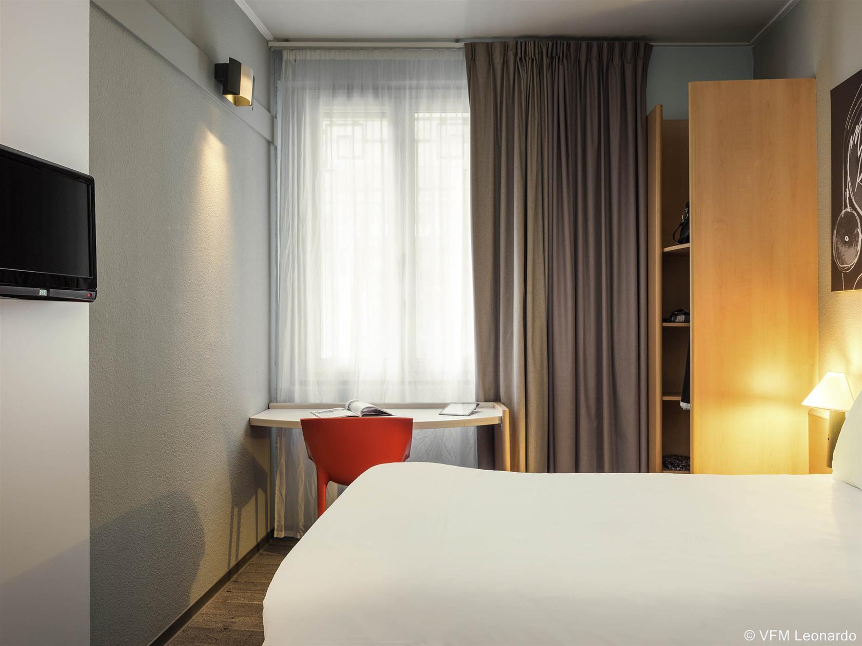 Ibis Daumesnil Porte Doree Paris Exteriör bild