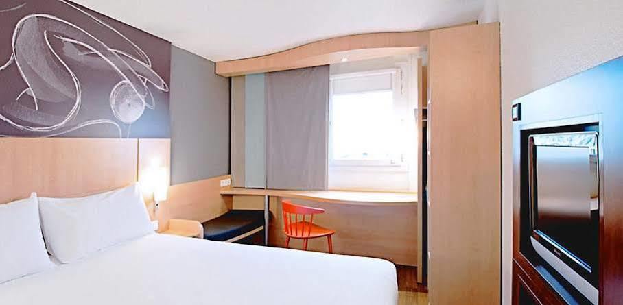 Ibis Daumesnil Porte Doree Paris Exteriör bild